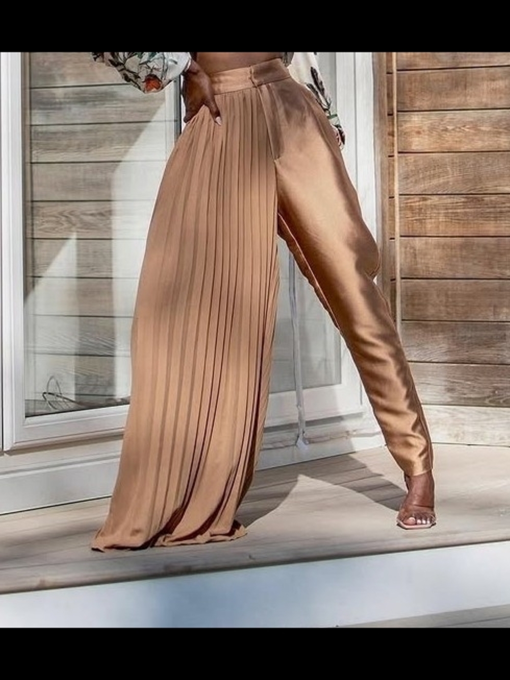 The Brand Label Pleated Satin Wide-Leg & Tailored Pant - Caramel Brown